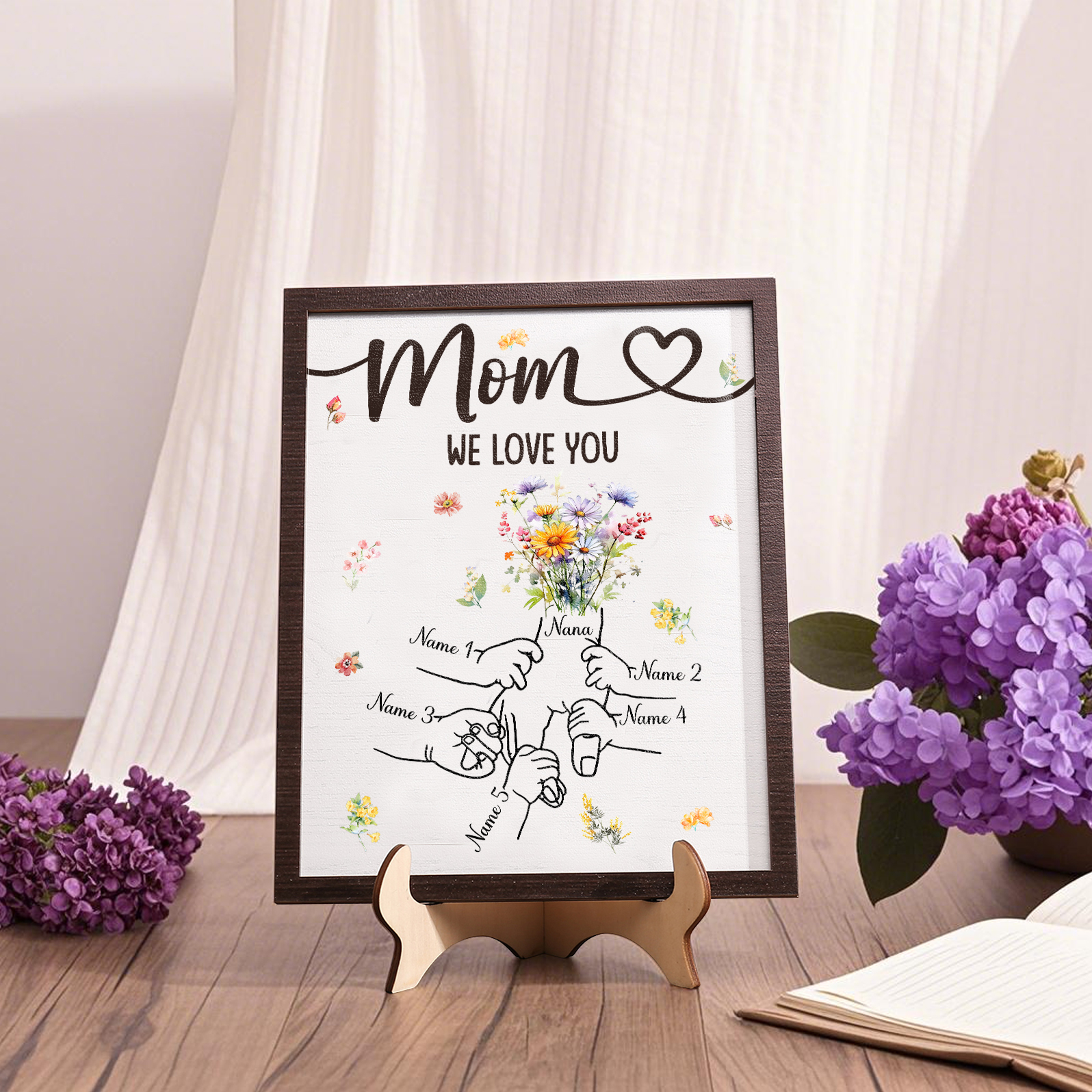 Custom Wooden Hand-in-Hand Plaque for Mom – Personalized Mother's Day Gift with 1 Text & 5 Names | Lorajewel