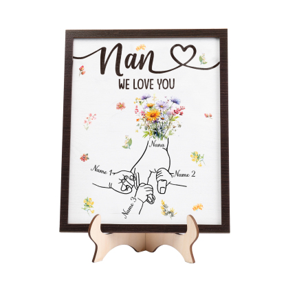 Custom Wooden Hand-in-Hand Plaque for Mom – Personalized Mother's Day Gift with 1 Text & 3 Names | Lorajewel