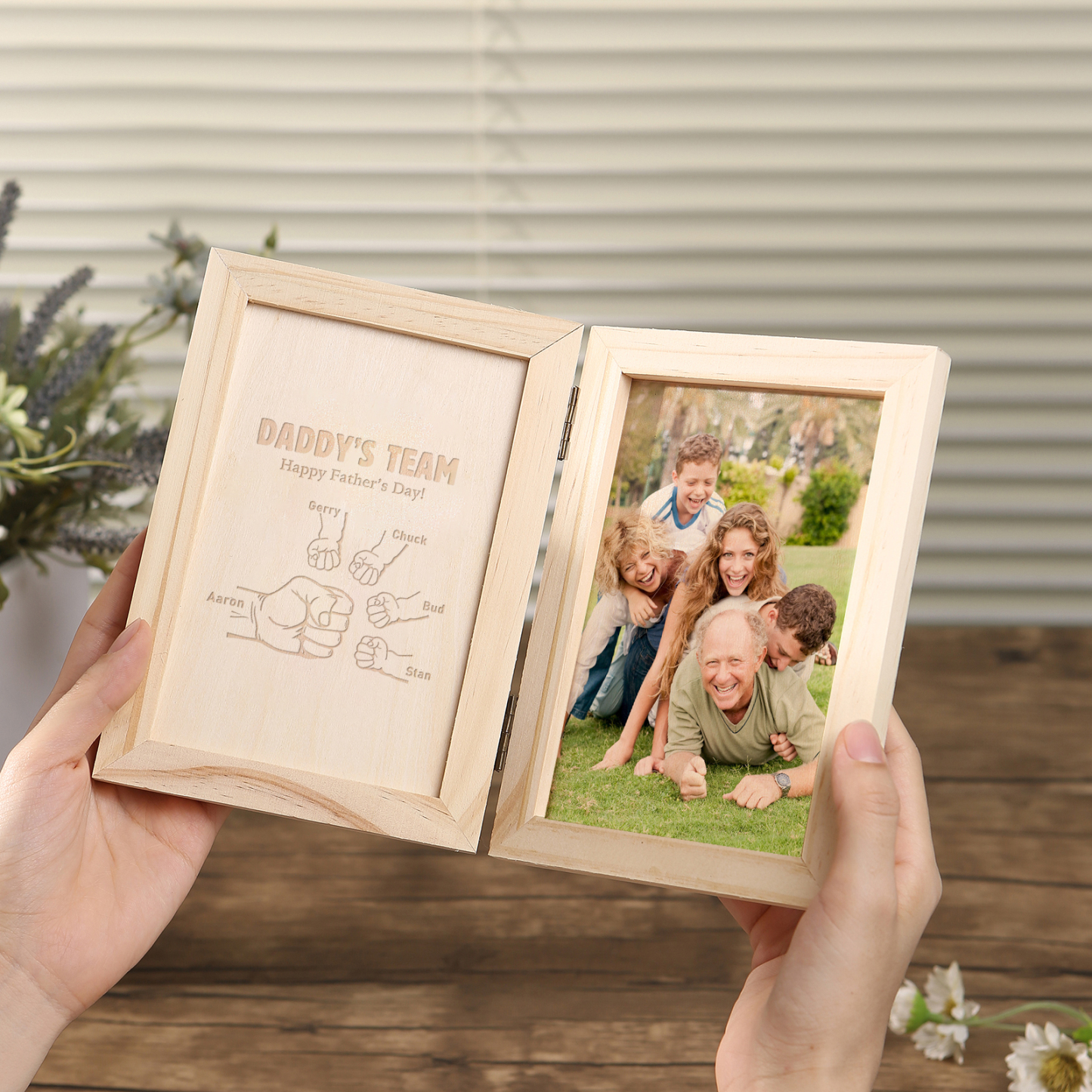 5 Names Personalized Wooden Frame with Photo and Date - Father’s Day Gift | Lorajewel