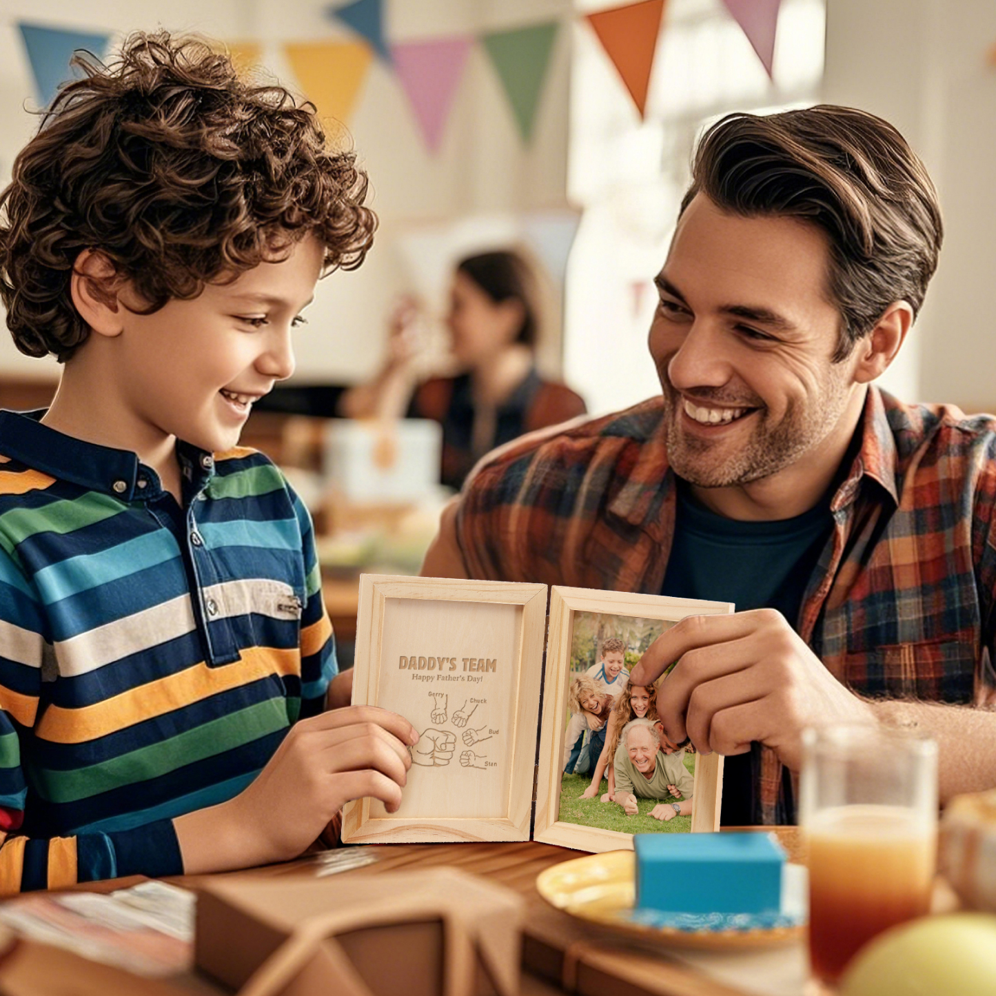 5 Names Personalized Wooden Frame with Photo and Date - Father’s Day Gift | Lorajewel