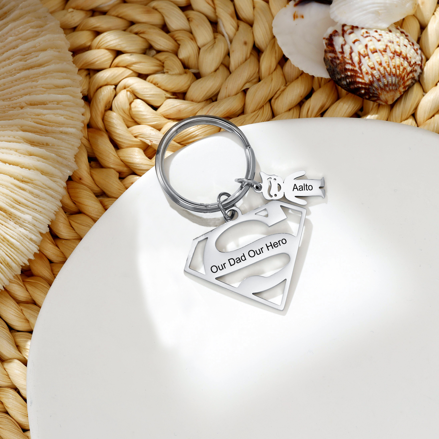Kid Charm Superhero Personalized Keyring with 1 Name for Father's Day | Lorajewel