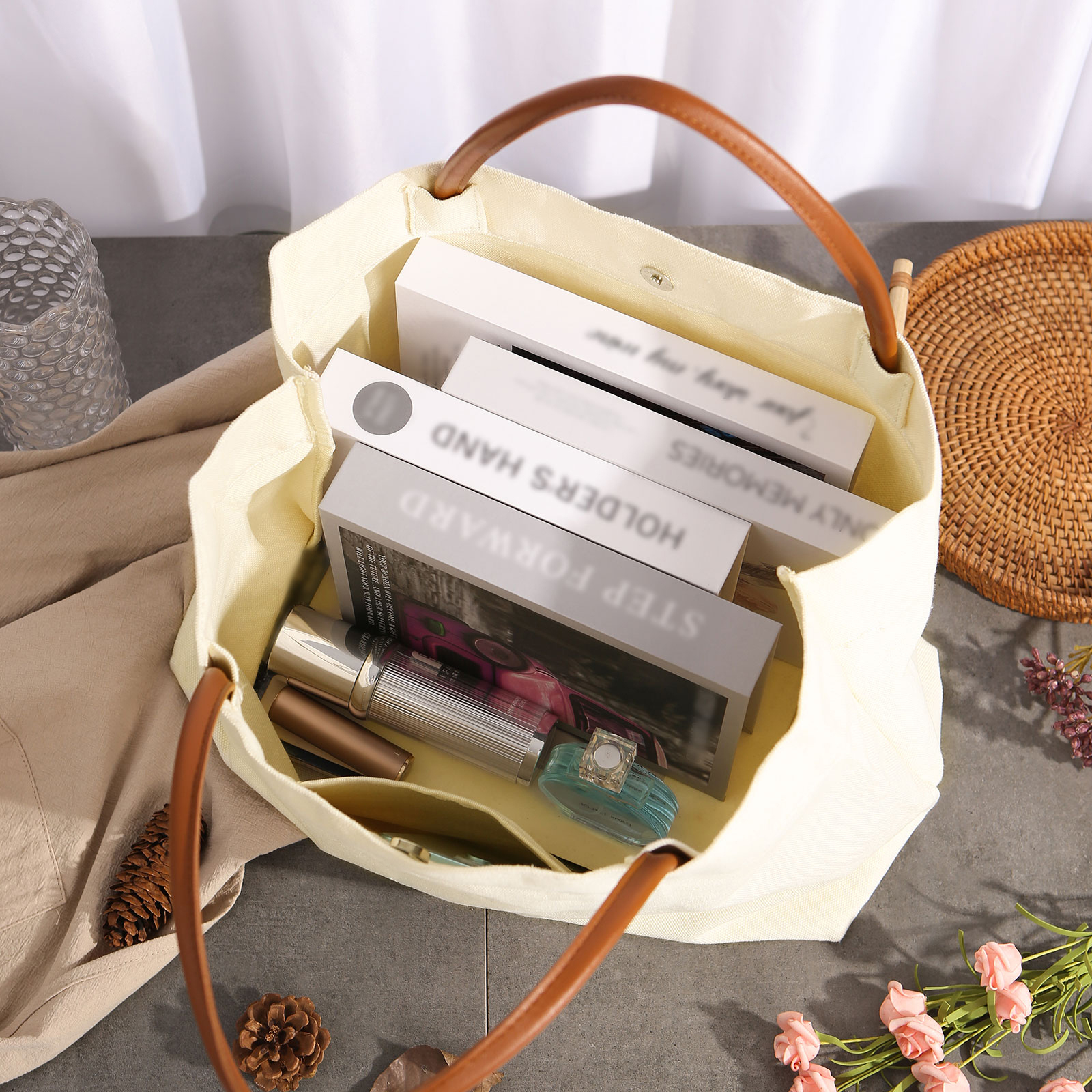 Personalized Tote Bag Custom Name & Birth Flower Stylish Gift for Her | Lorajewel