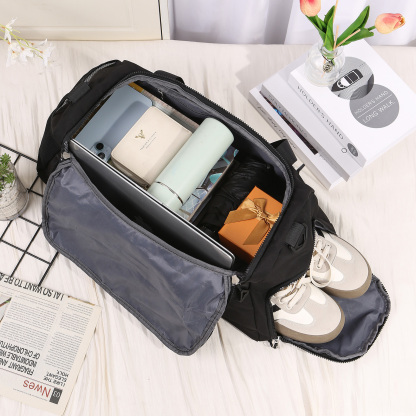 Personalized Travel Bag with Custom Name Perfect Gift for Men & Women