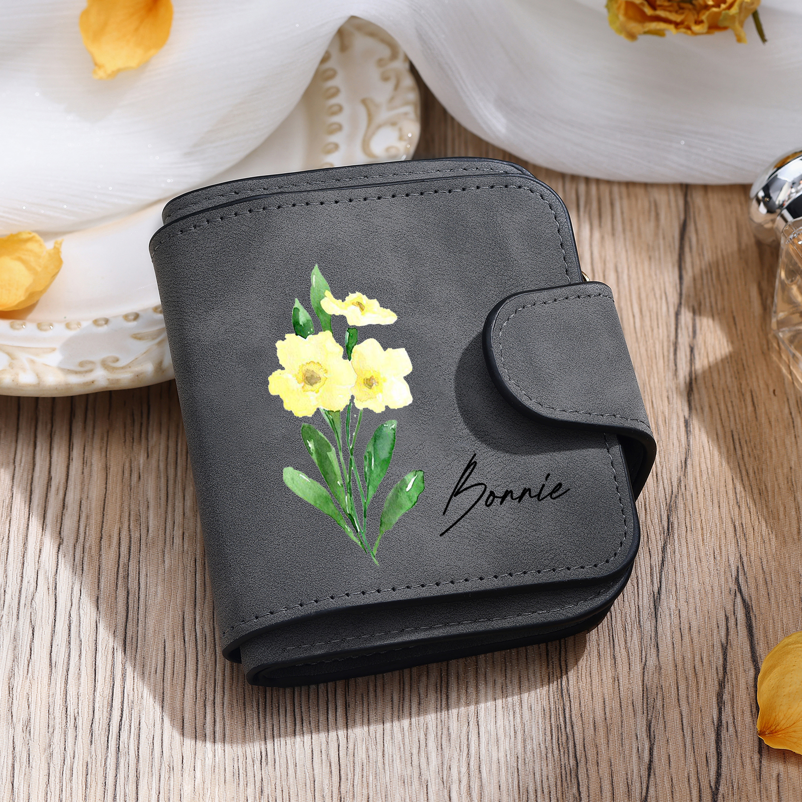 1 Name Personalized Birth Flower Women's Wallet - Custom Purse for Mom | Lorajewel