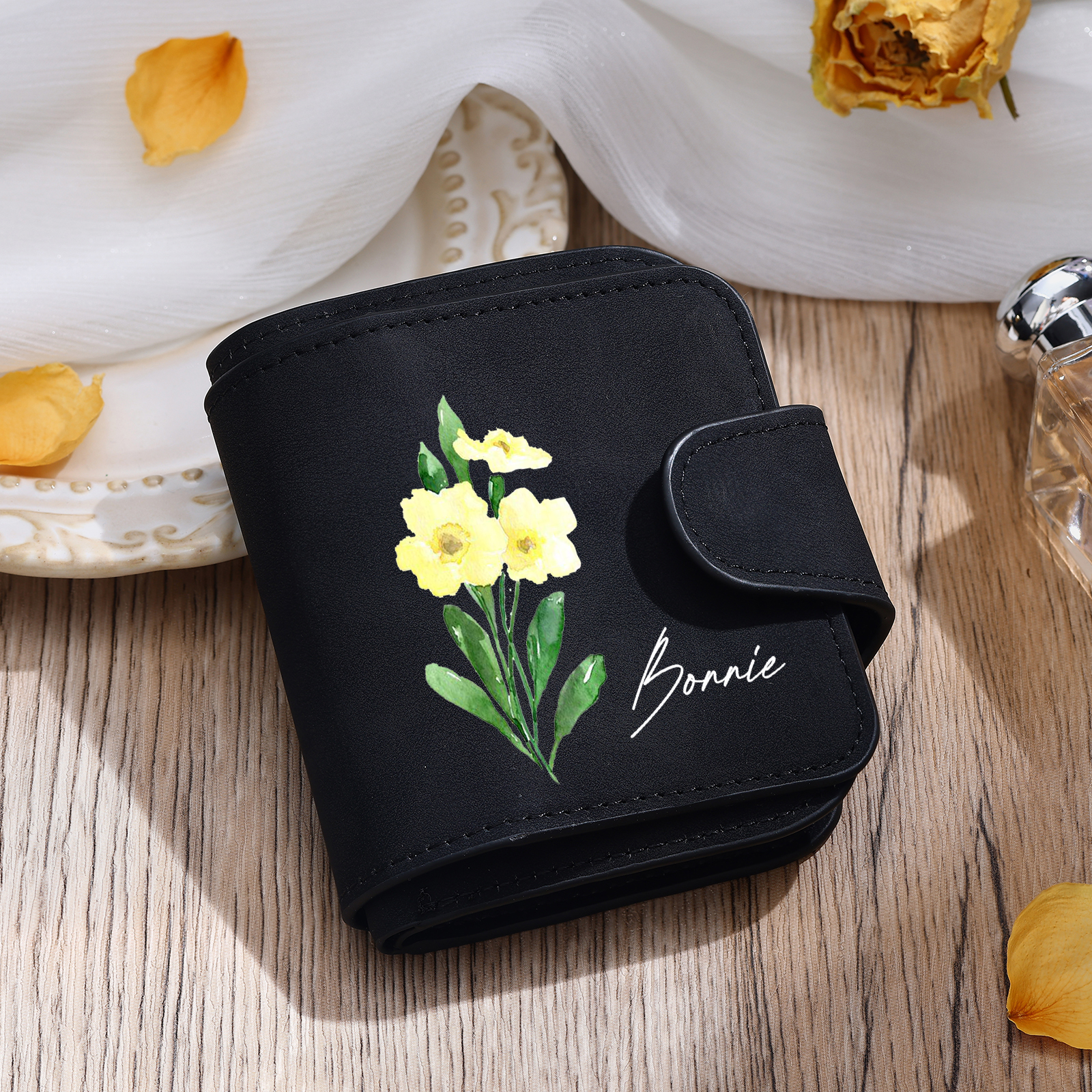 1 Name Personalized Birth Flower Women's Wallet - Custom Purse for Mom | Lorajewel