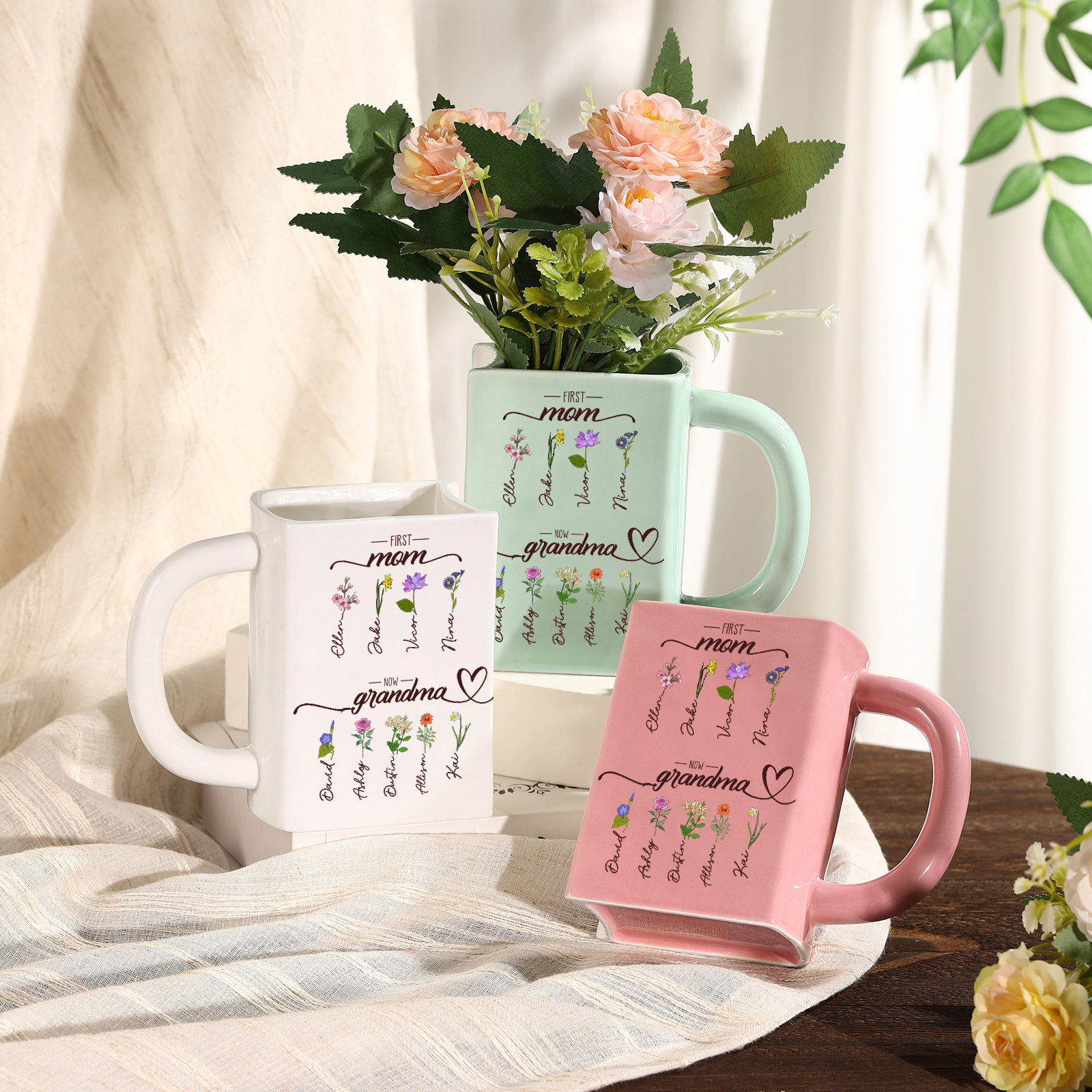 Personalised Book-Shaped Vase with 2 to 10 Names and Birth Flowers for Mum or Nanny