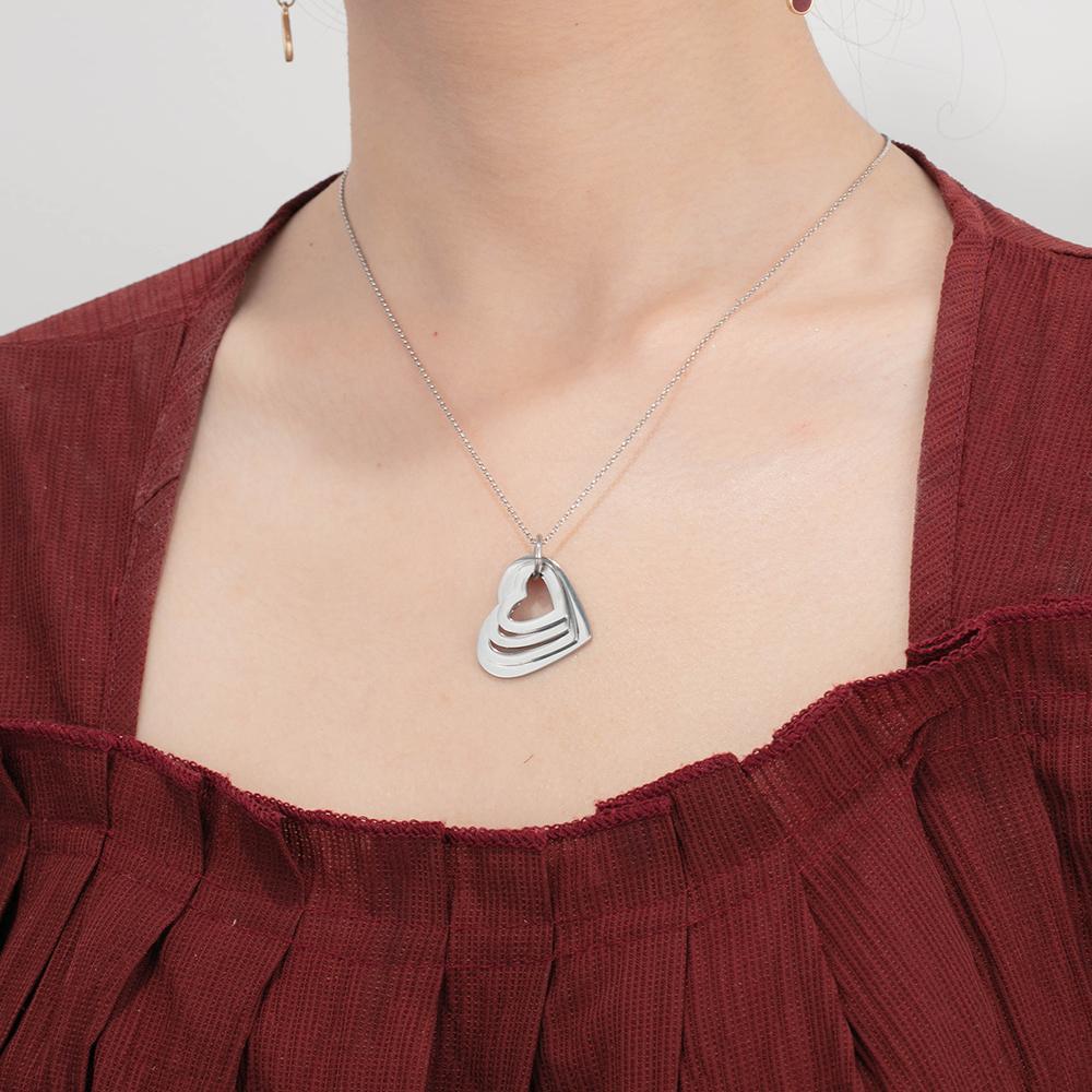 Personalized Mother Necklace Engraved 4 Names Heart Pendant Necklace