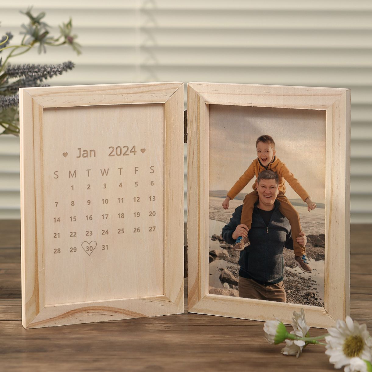6 Names Personalized Wooden Frame with Photo and Date - Father’s Day Gift | Lorajewel