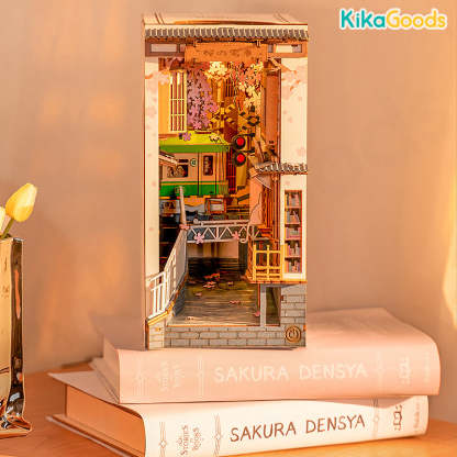 Rolife Book Nook Shelf Insert - Sakura Densya – KikaGoods Wholesale