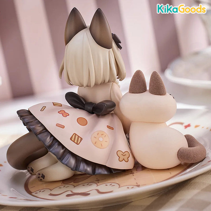 DLC Series Tea Time Cats × Nobeko Azukisan Siamese Cat Figure