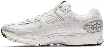 Nikhjgke Zoom Vomero 5