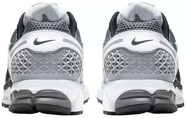 Nikhjgke Zoom Vomero 5