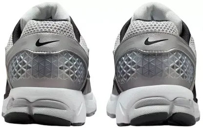 Nikhjgke Zoom Vomero 5