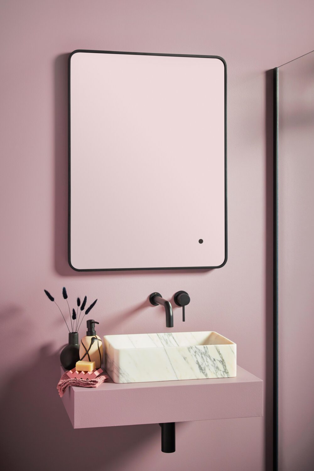 Alfie Soft Edge LED Mirror Black 600�800