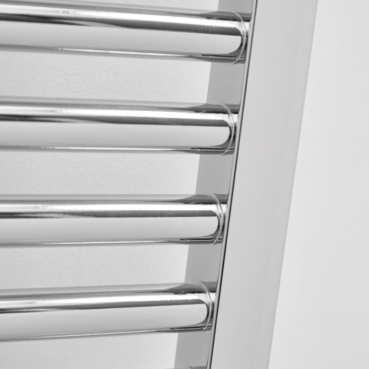 Strive Towel Radiator – 600 X 1200