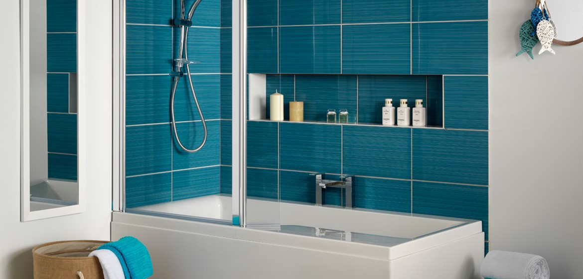 Urban Swing RH 1575 Carronite Showerbath