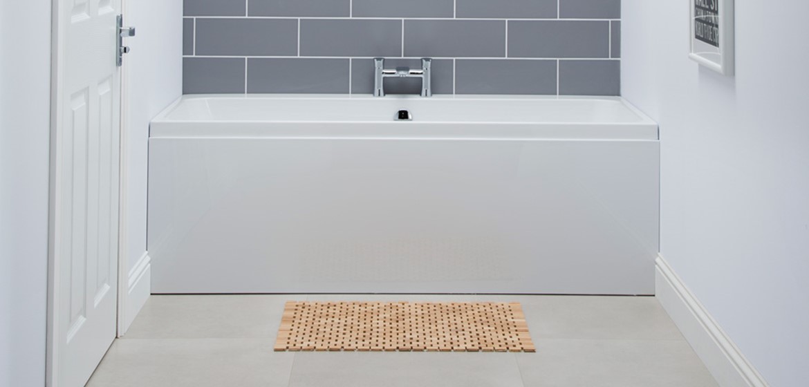 Profile DE 1650x700 (515) Carronite Bath