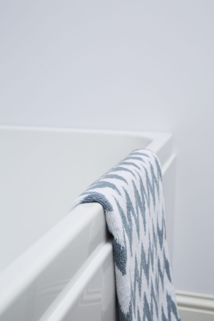 Carron Profile 1600 x 800mm Double Ended Rectangular Bath