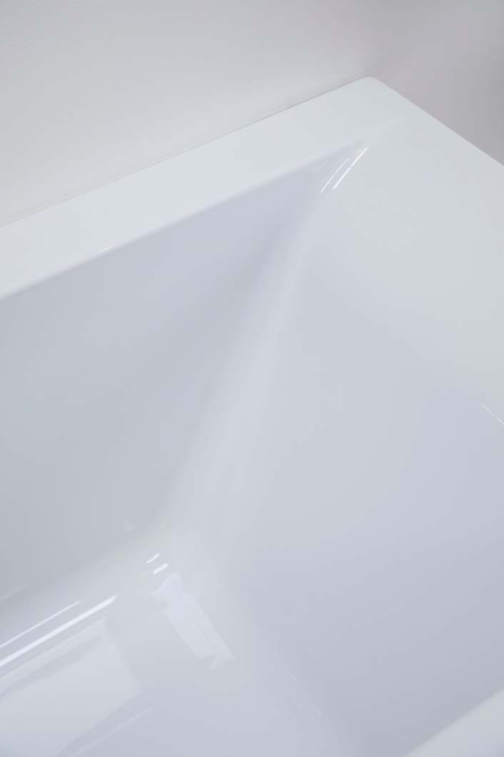 Carron Urban Edge RH 1575 Shower Bath – 5mm Acrylic