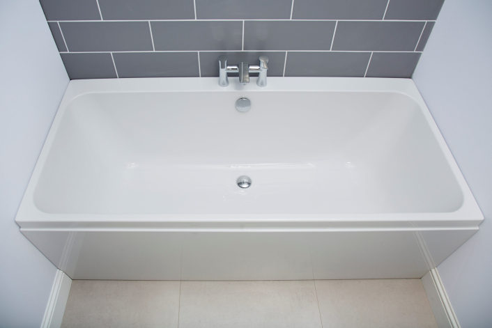 Carron Profile 1600 x 800mm Double Ended Rectangular Bath