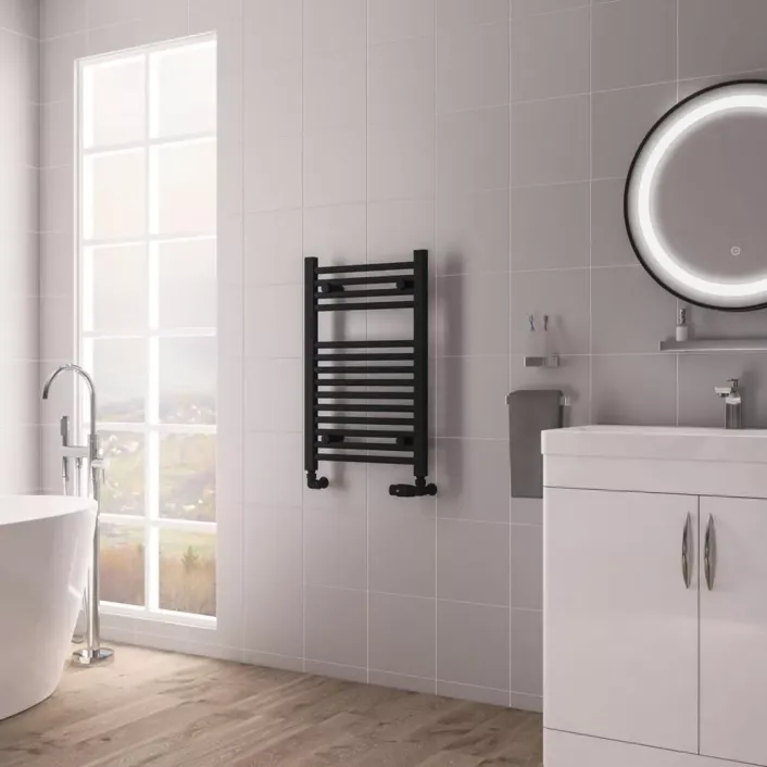 Eastbrook Biava Multirail HV Straight 688 x 450mm Matt Black