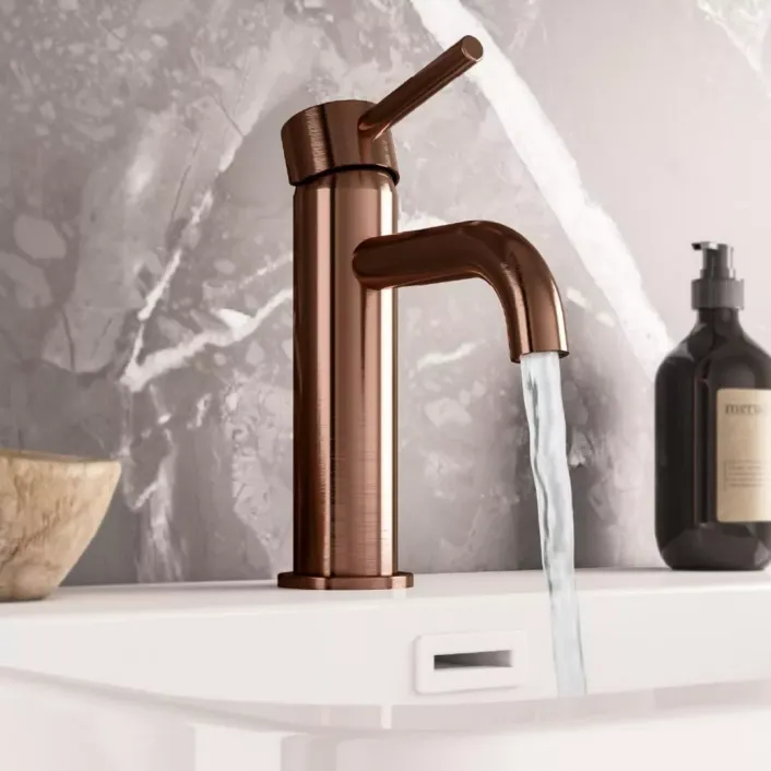 Eastbrook Meriden Basin Mono Tap with Waste - Brushed Bronze
