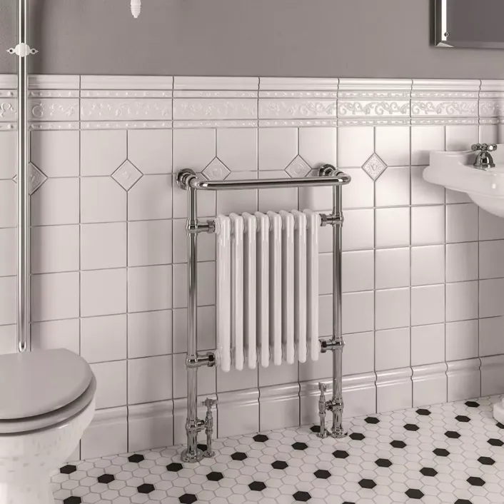 Eastbrook Isbourne 940 x 600 Chrome / Gloss White
