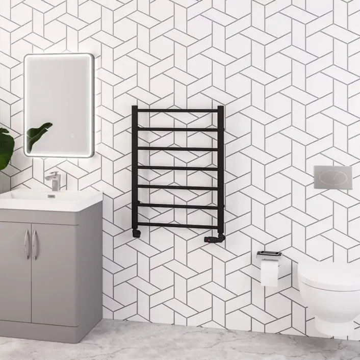 Eastbrook Tuscan Round 800 x 600 Towel Rail Matt Black