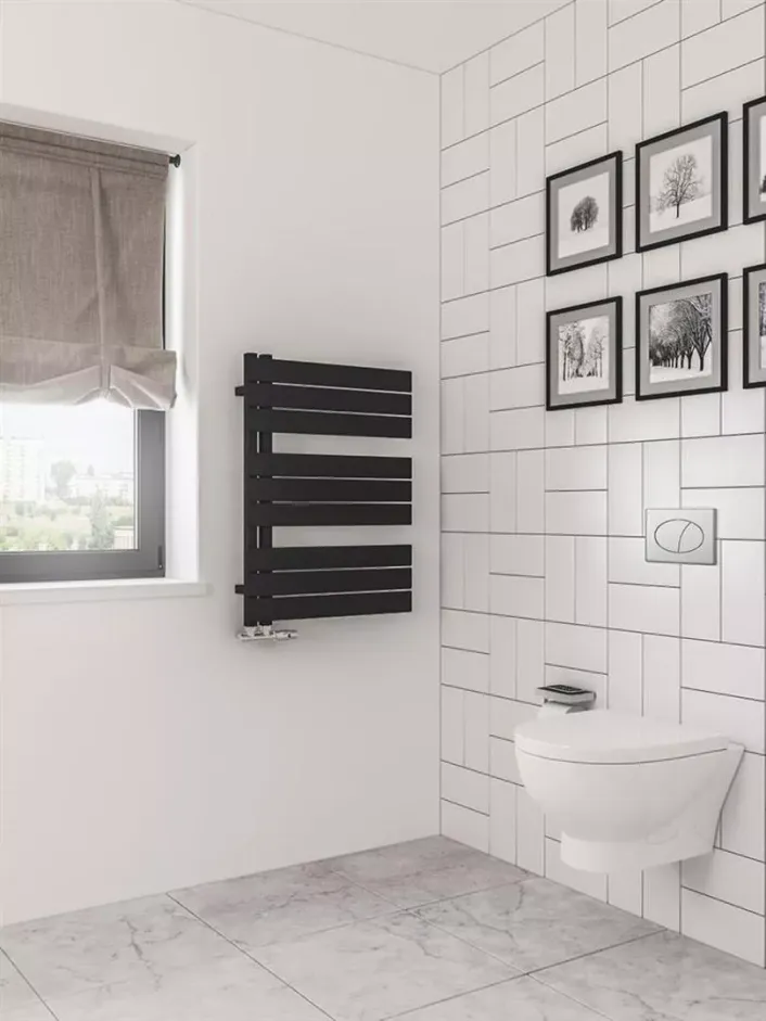 Eastbrook Helmsley 800 x 600 Towel Rail Matt Black