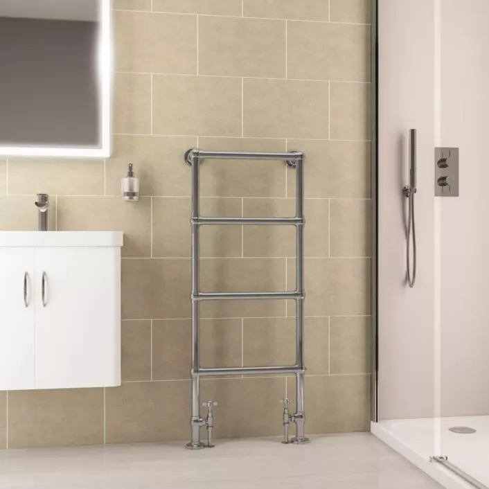 Eastbrook Windrush 1195 x 500 Chrome