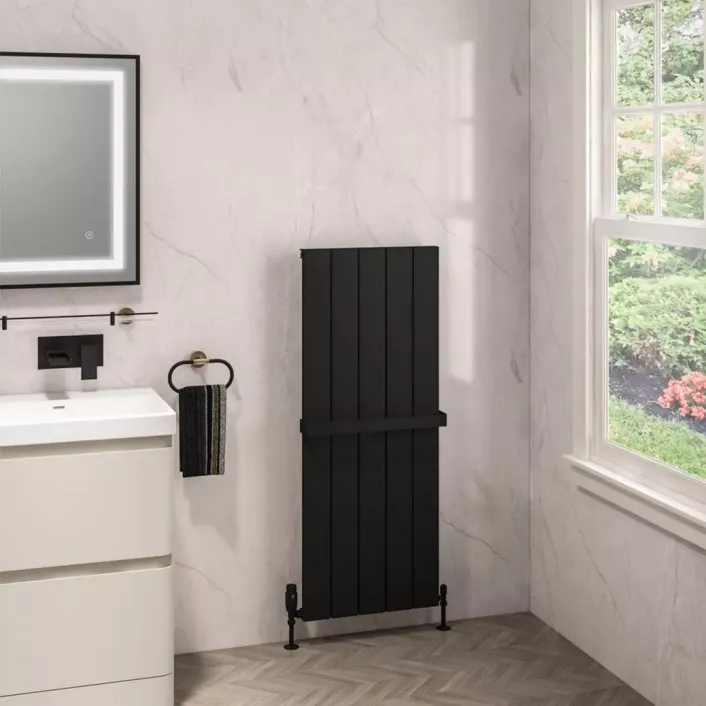 Eastbrook Charlton 1200 x 470 Aluminium Radiator Matt Black