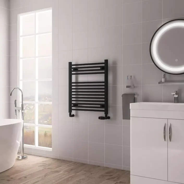 Eastbrook Biava Multirail HV Straight 688 x 600mm Matt Black