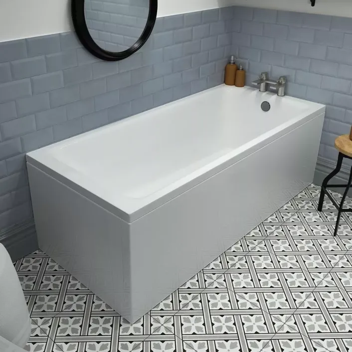 Eastbrook Rockall Single Ended (SE) 1500 x 700 x 440mm Rectangular 5mm Bath - White
