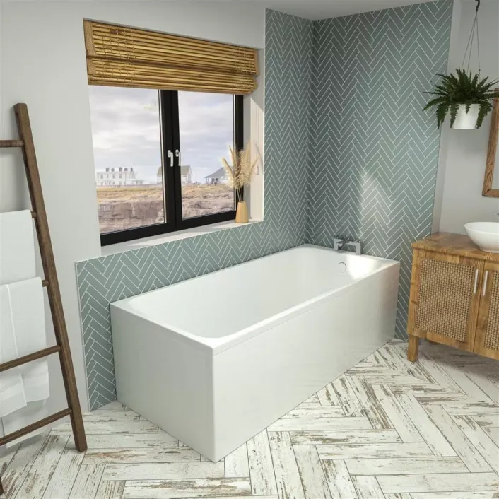 Eastbrook Malin Single Ended (SE) 1600 x 700 x 440mm Rectangular 5mm Bath - White