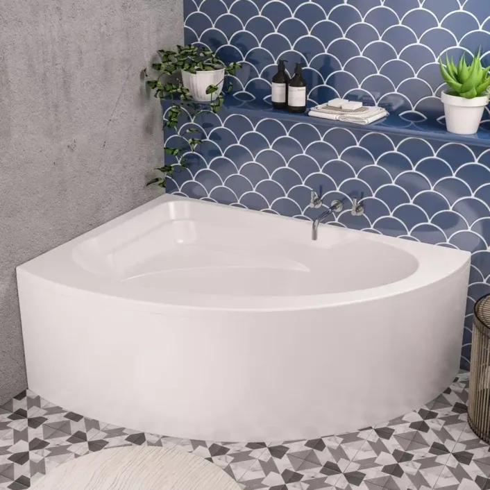 Eastbrook Lundy 1500 x 1040 x 420mm Right Hand (RH) Offset Corner 5mm Bath - White