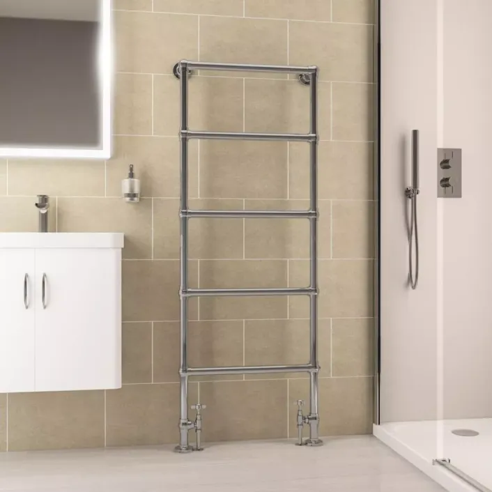 Eastbrook Windrush 1550 x 600 Chrome