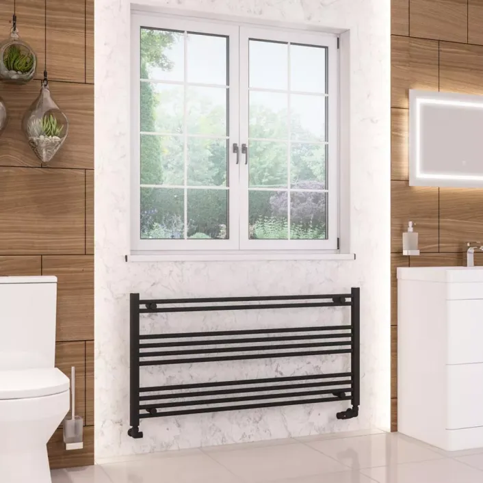 Eastbrook Wendover Straight Multirail 600 x 1200 Matt Black