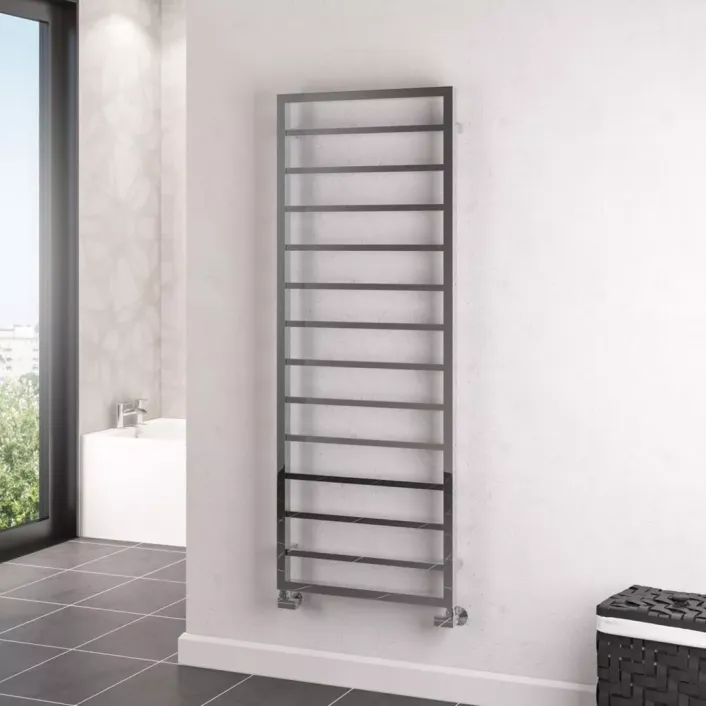 Eastbrook Ryton 1600 x 600mm. Towel Rail Chrome