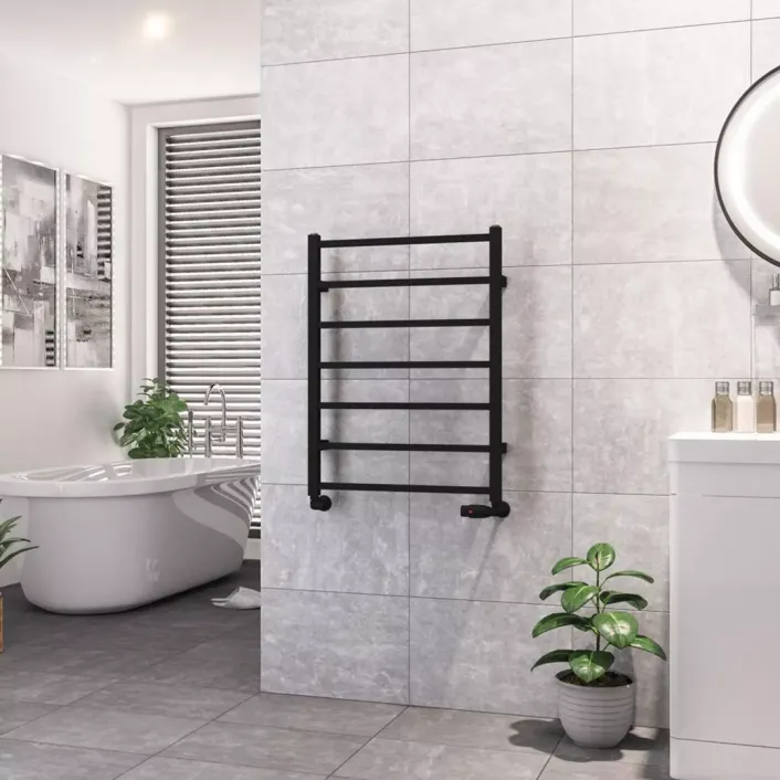 Eastbrook Tuscan Square Towel Rail 800 x 600 Matt Black