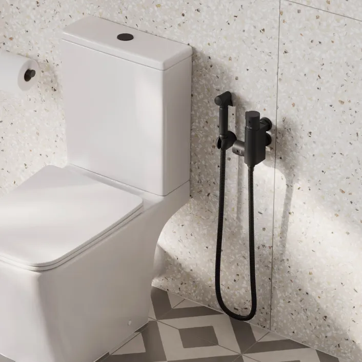 hib. Handheld Bidet with Thermostatic Valve - Matt Black
