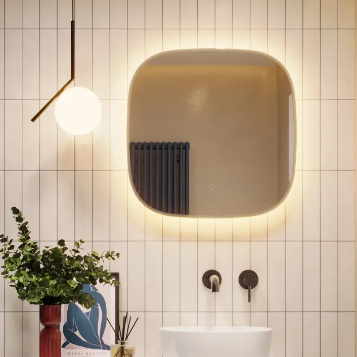 hib. Quinn LED Mirror