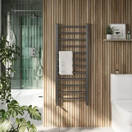Scudo Vibe Towel Rail, 1600 x 500 — Gunmetal