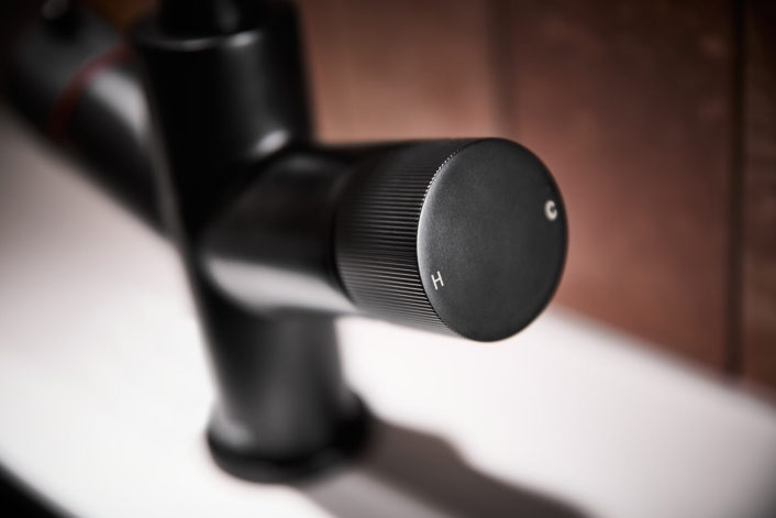 Scudo Kelvin 3-in-1 Boiling Water Tap, U Spout, Black
