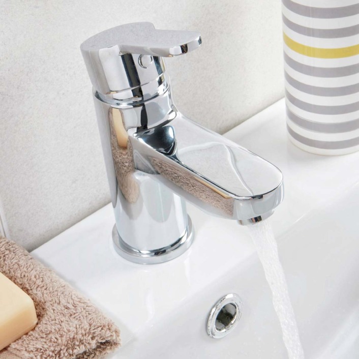 Scudo Favour Deck Mounted Mono Basin Mixer, Chrome, with Push Waste