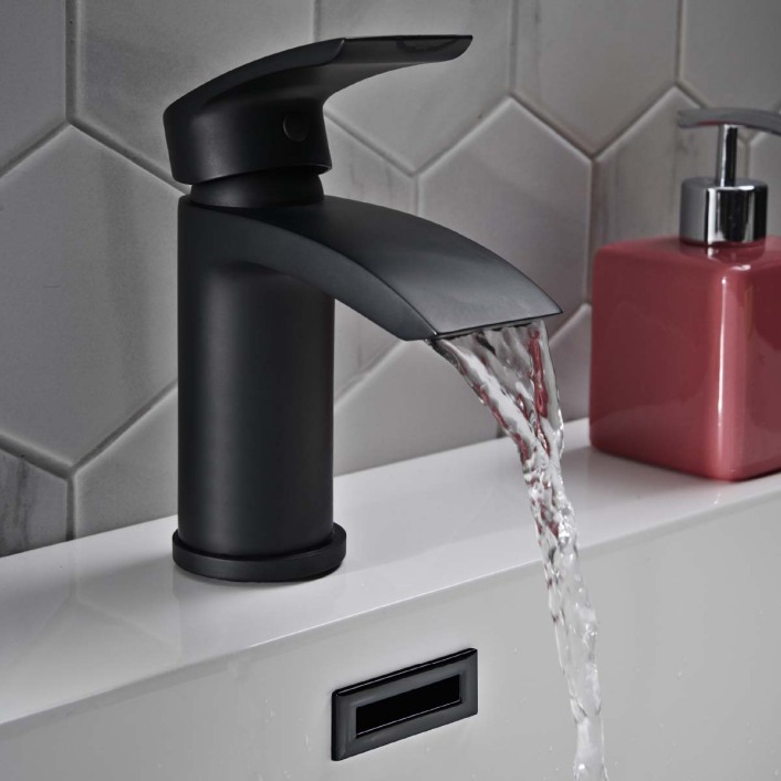 Belini Mono Basin Mixer with Push Waste Black