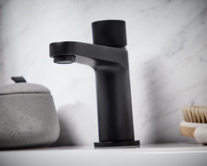 Scudo Koko Mono Basin Mixer, Black