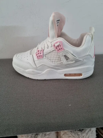 Aithtr Jordthtan 4  PINK