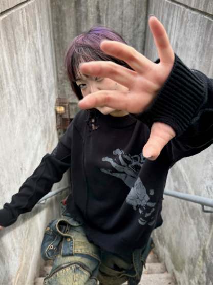 "DECAY" Knit