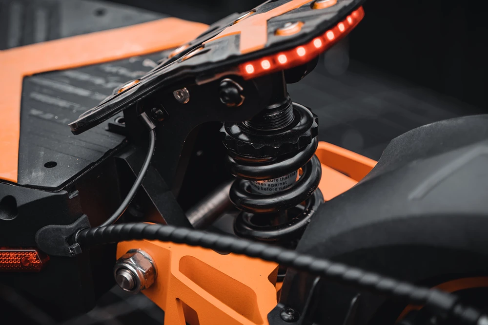 KuKirin G2 Max Electric Scooter 10 Inch Off-road Tires 1000W Motor 55Km/h Max Speed 48V 20Ah Battery 80km Range 120KG Max Load Detachable Seat Adjustable Height