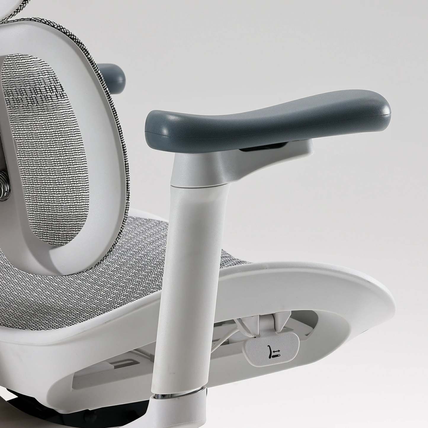 S100 Ergonomic Office Chair with Double Dynamic Lumbar Support